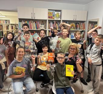 Prieš vasaros atostogas – pažintis su skaitymo iššūkiu ir kūrybos džiaugsmas bibliotekoje