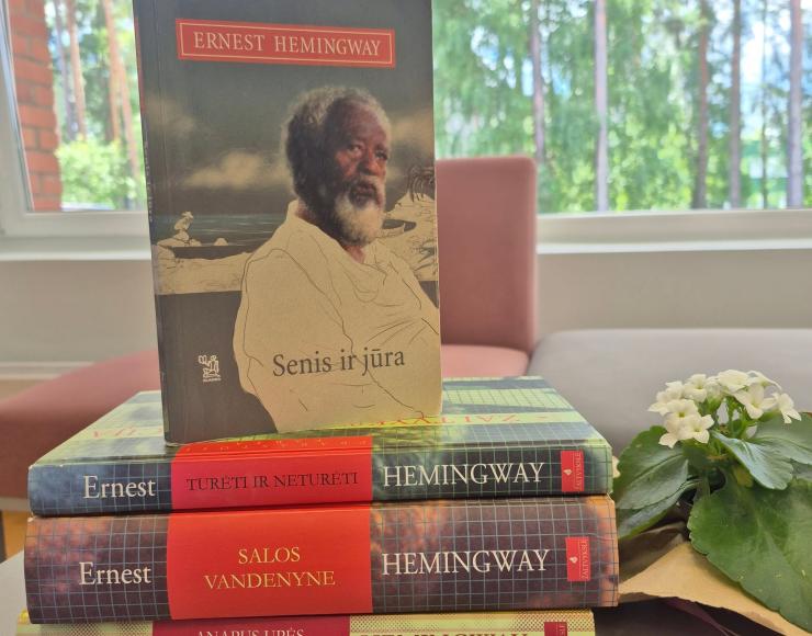 KNYGŲ KALENDORIUS: Šiandien Ernesto Hemingvėjaus gimtadienis