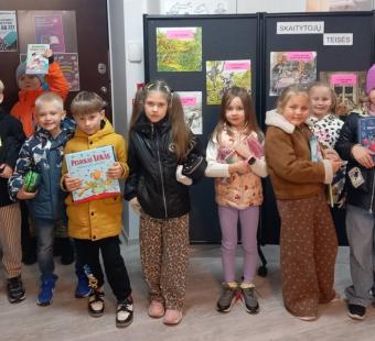 Bibliotekoje lankėsi pirmokai