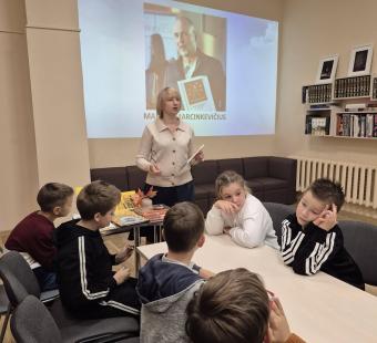 Literatūros popietė „Draugystė ant straublio galo“